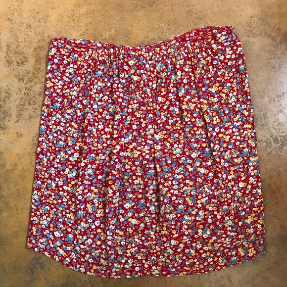 Moda International floral skirt, size 4 petite - Picture 3 of 5